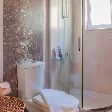 Galatas -two Floor With Private Garden * Χανιά