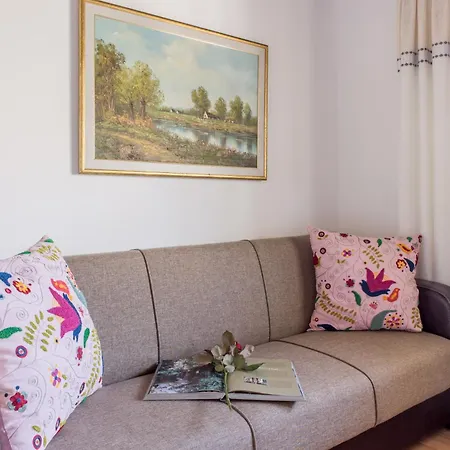 Σπίτι διακοπών Galatas -two Floor With Private Garden Χανιά